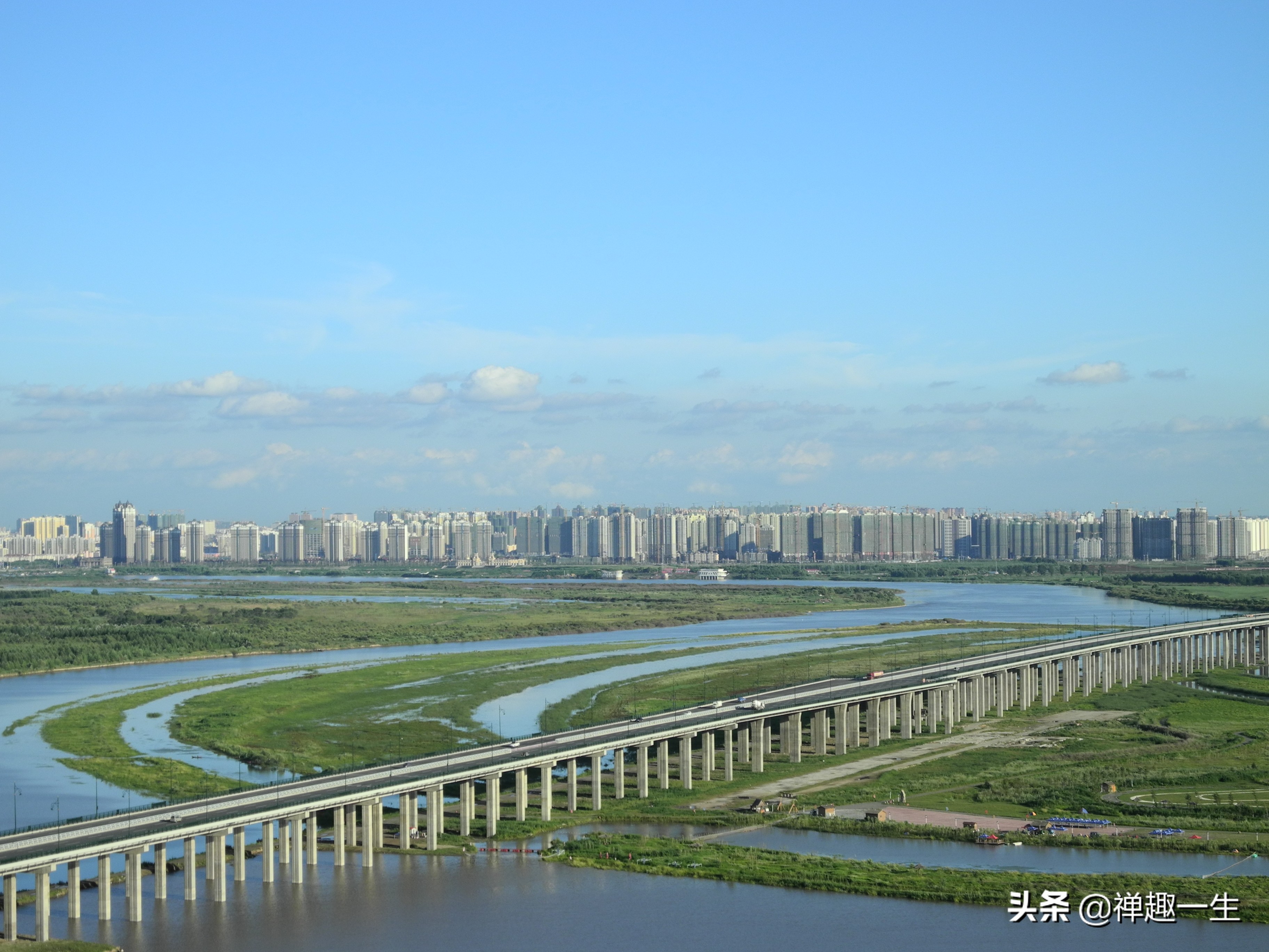 不是太阳岛！但大美湿地却都有一个像太阳般美丽的名字