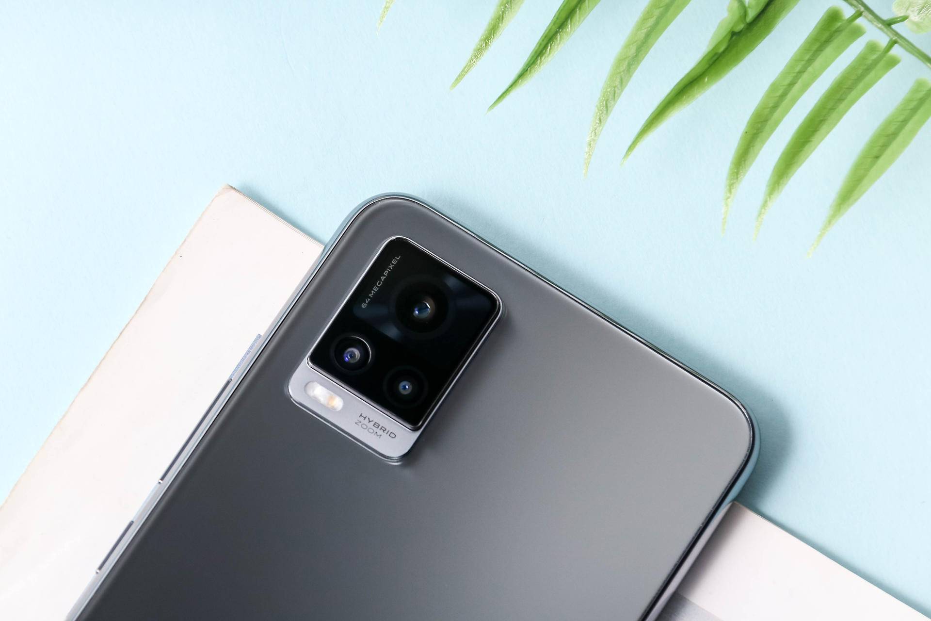 轻薄多彩的vivos7,轻薄自拍旗舰vivo