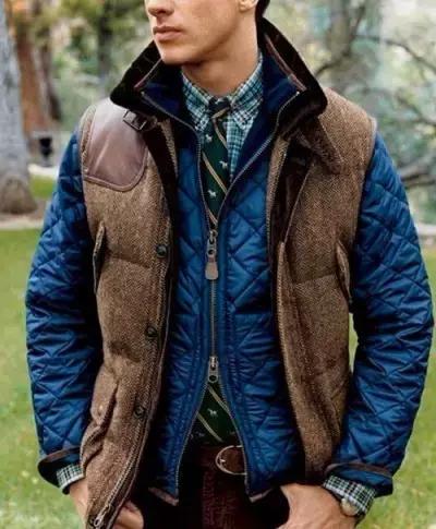 秋冬有彩色高级配色穿搭,春夏秋冬如何搭配颜色穿出高级感