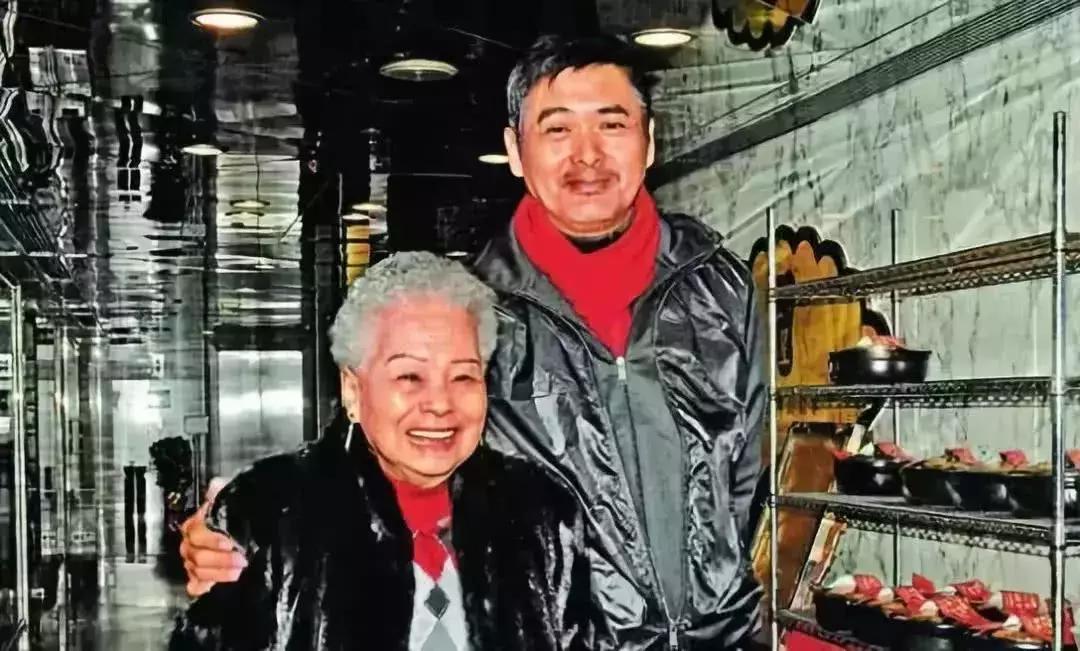 艺人出现负面情绪经纪人怎么办,为什么艺人害怕经纪人