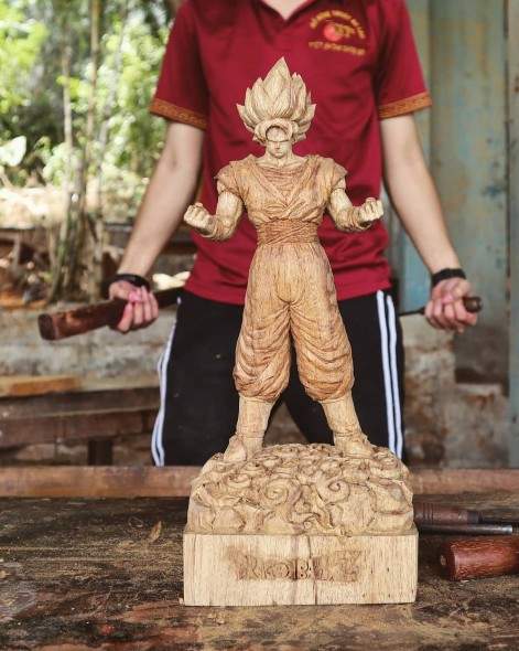 越南网友手工木雕孙悟空，这一尊怕是能赶上10个手办的价格