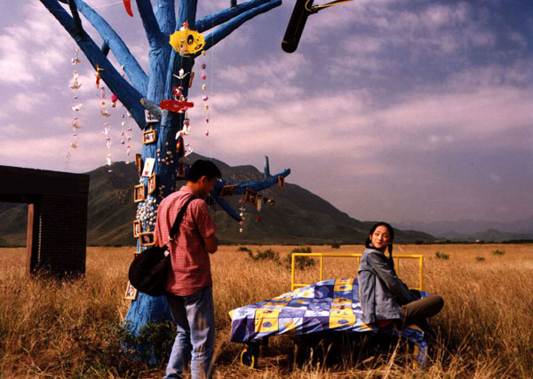 从倾斜的镜头到扭曲的表演，深度解读电影中的德国表现主义