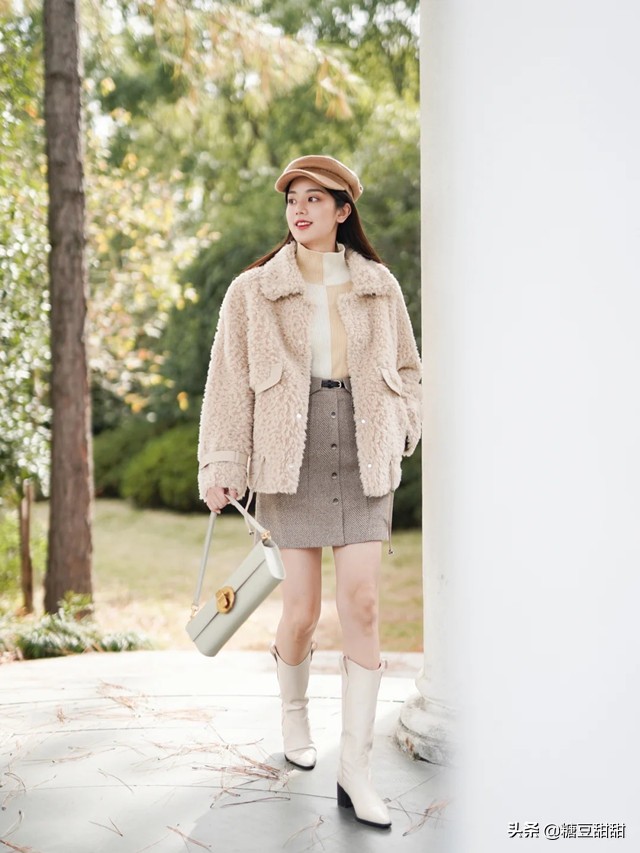 羊羔毛好看吗,羊羔毛怎么搭配最好看