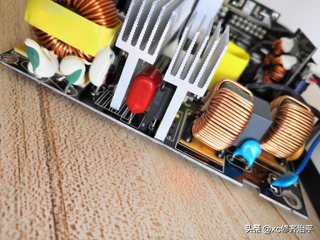 鑹炬箖鐢电珵gtr-750m鎷嗚В,鑹炬箖鐢电珵ag750m鎷嗚В