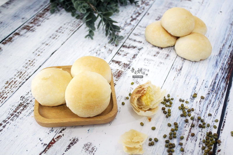 酥到掉渣的绿豆饼说说,酥到掉渣的绿豆酥饼图片