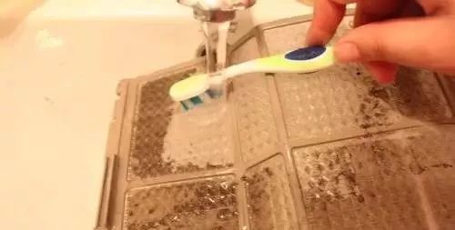 科龙空调挂式空调怎么清洗过滤网,空调管道堵塞怎样清洗挂机空调