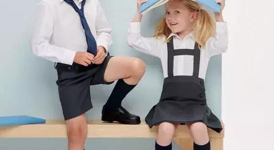 毕业最创意的毕业照多人,毕业照用什么造型好看