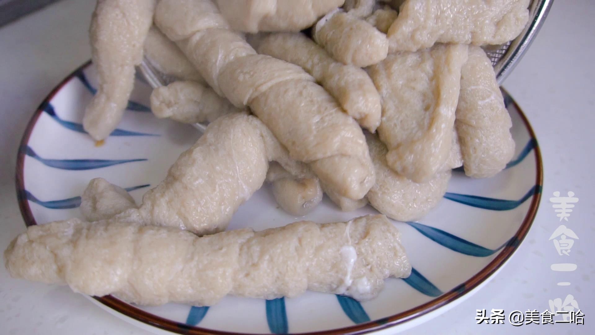 电饼铛烧烤面筋的做法全过程视频,烧烤摊烤面筋简易酱料配方