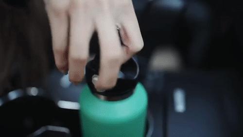 瓶盖拧不开怎么办保温杯,保温杯拧不开杯盖错位