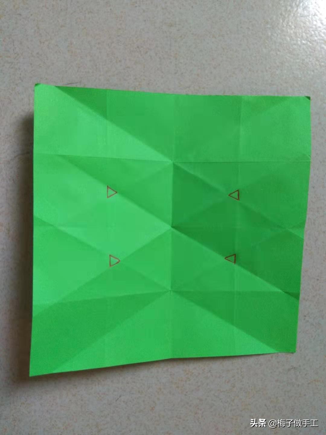 怎么折实心六芒星,手工折纸四角星怎么折