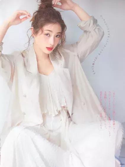 染什么颜色显白百搭又好看不退黄,染什么发色显白不用漂的配方