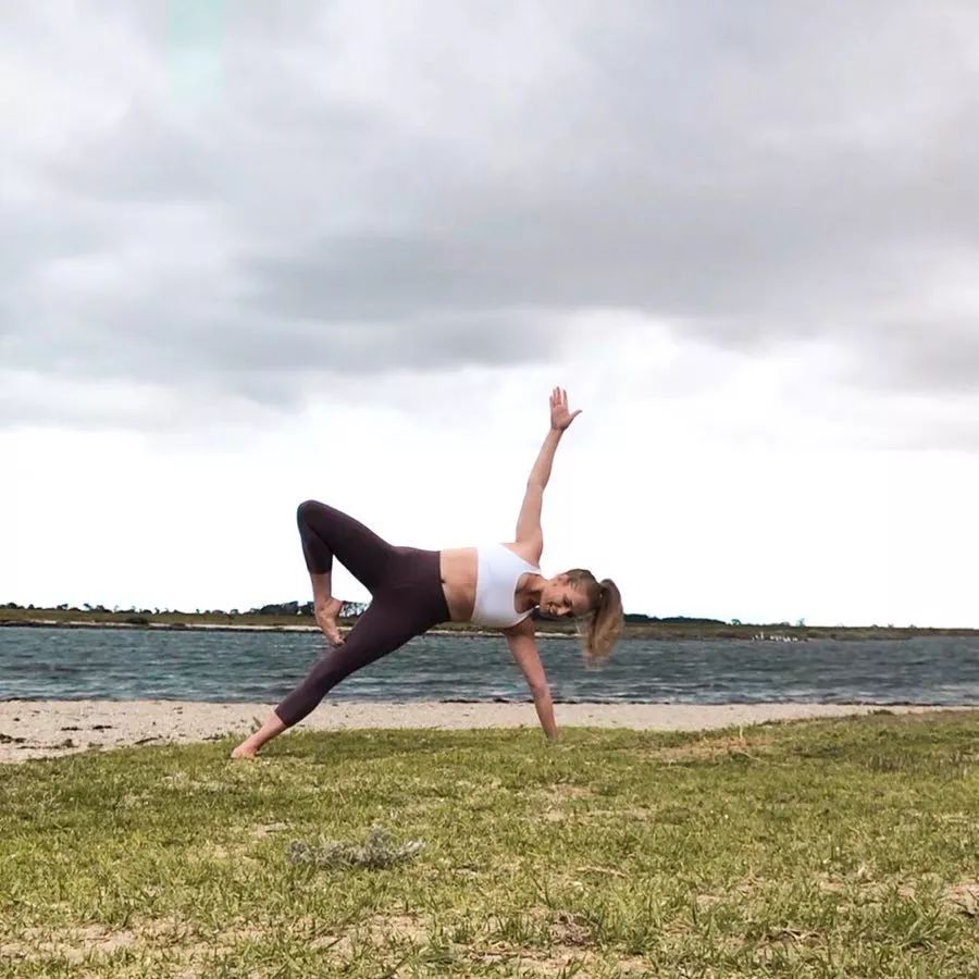 简单易学的锻炼身体方法有哪些,怎样进行科学有效的瑜伽锻炼