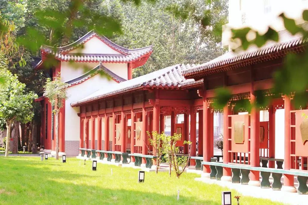 郑州金水硕爵中学,郑州九中初中部硕爵学校