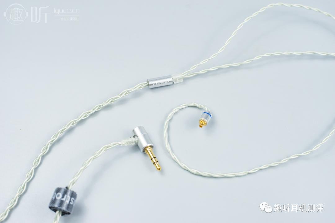 阿思翠入耳耳机,阿思翠飞鱼座耳机