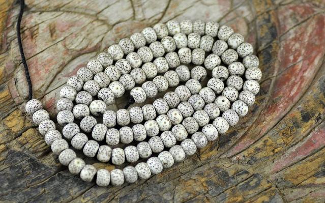 文玩菩提各种盘玩变化,什么菩提盘玩后价格高