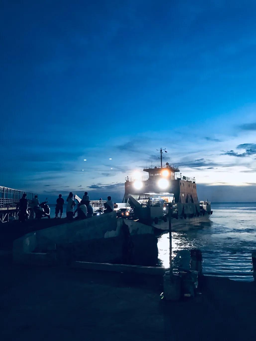 硇洲岛徒步环岛旅行,硇洲岛的旅游指南