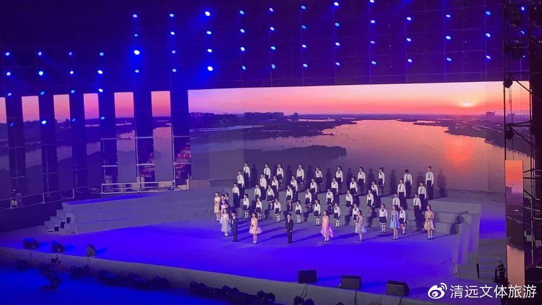 高燃万人合唱我和我的祖国,一首催泪的歌我和我的祖国