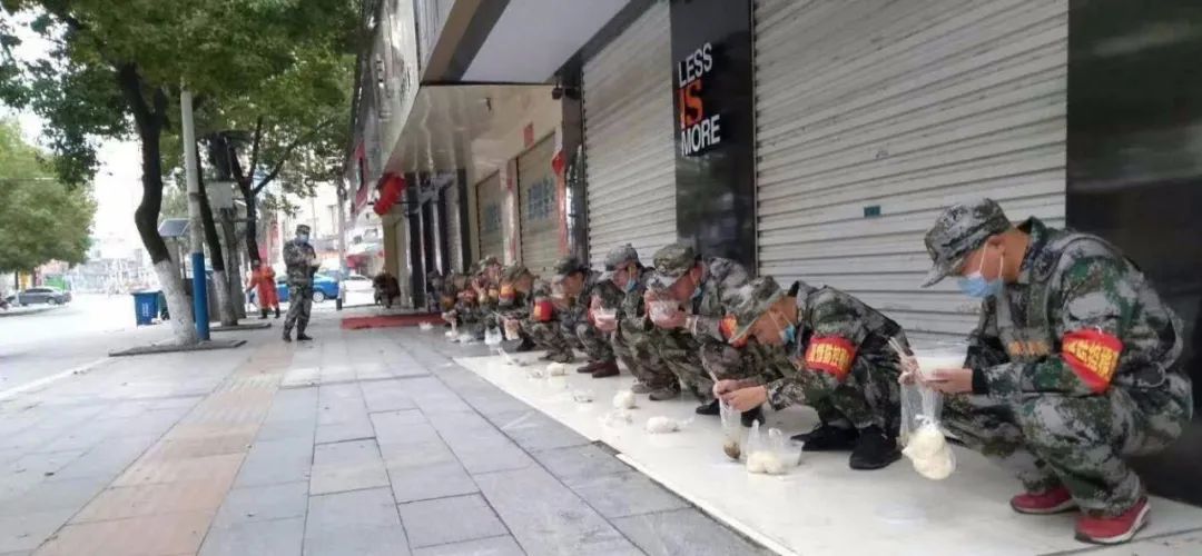 战疫英雄写真图片,湖北蕲春写真