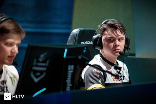 小象互娱跟uzi有啥关系,小象互娱和uzi什么关系