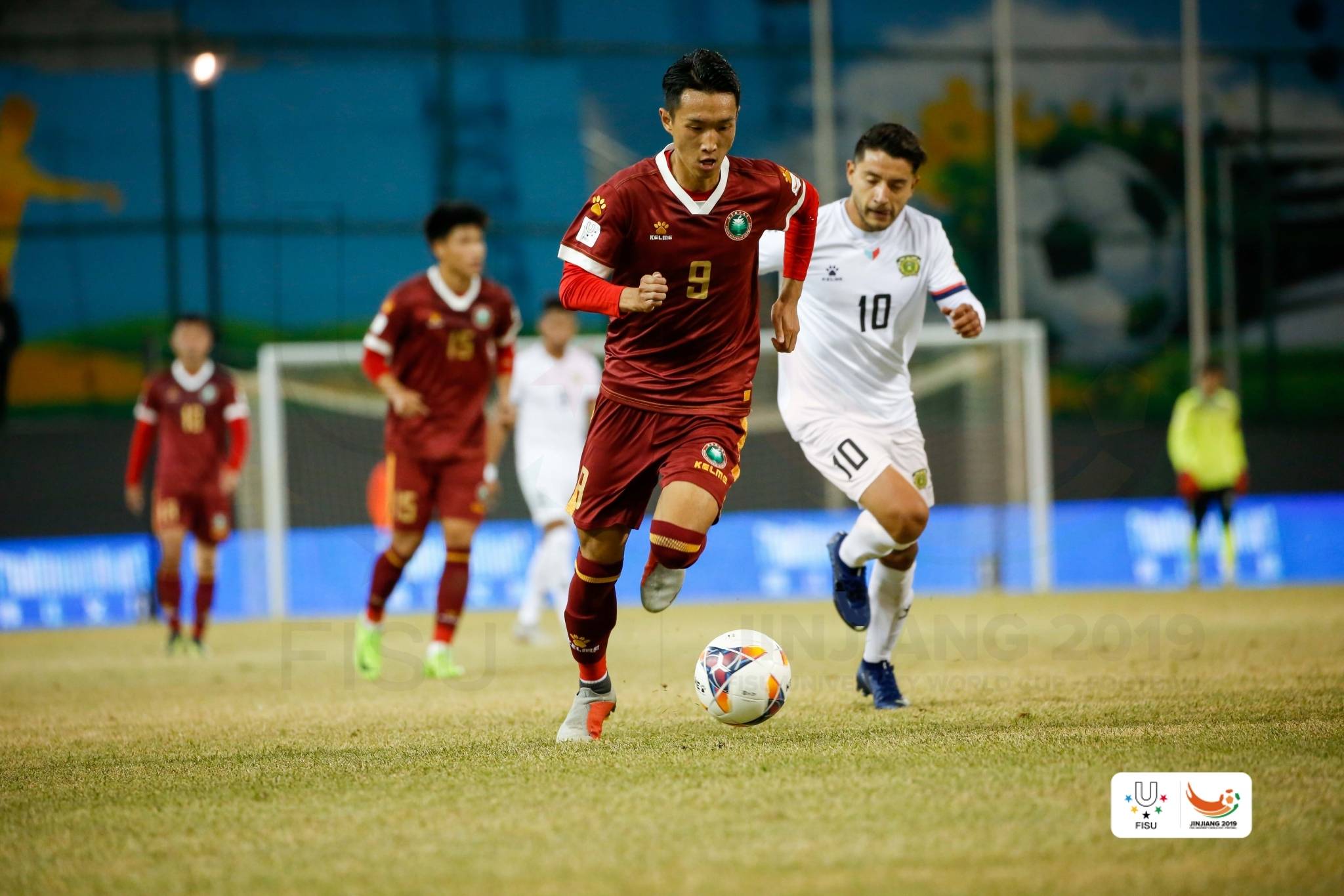 足够热爱卡尔美,足够热爱足球