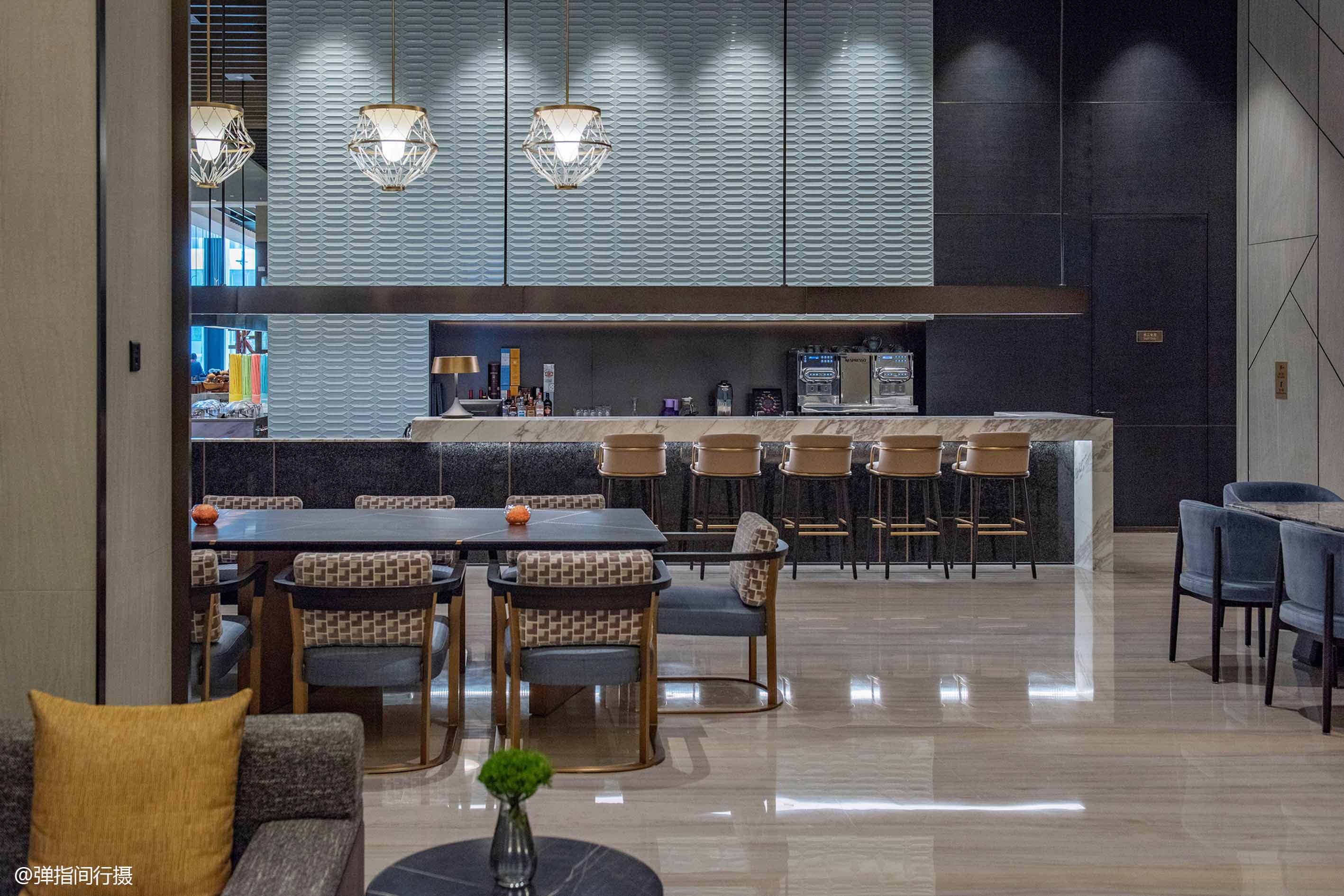 佛山新城保利洲际酒店简介,佛山新城洲际酒店房间