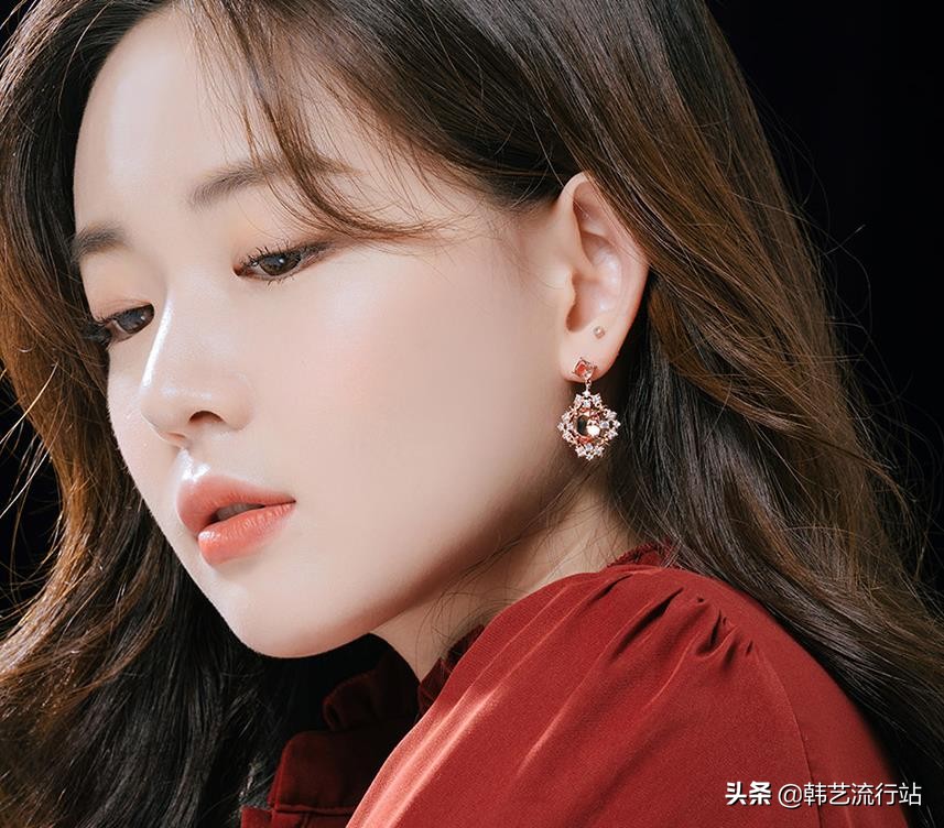 韩国耳环最近超级流行的,韩系简约时尚耳环