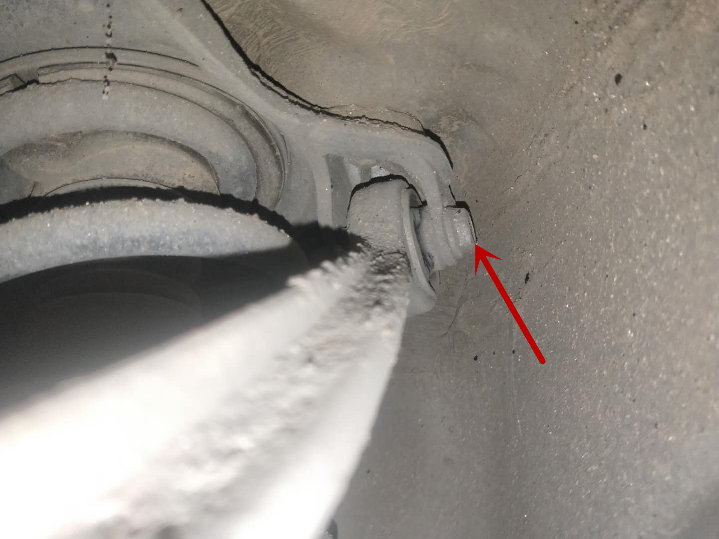 奥迪6缸2.8发动机通病,奥迪2.8v6发动机抖动缺缸