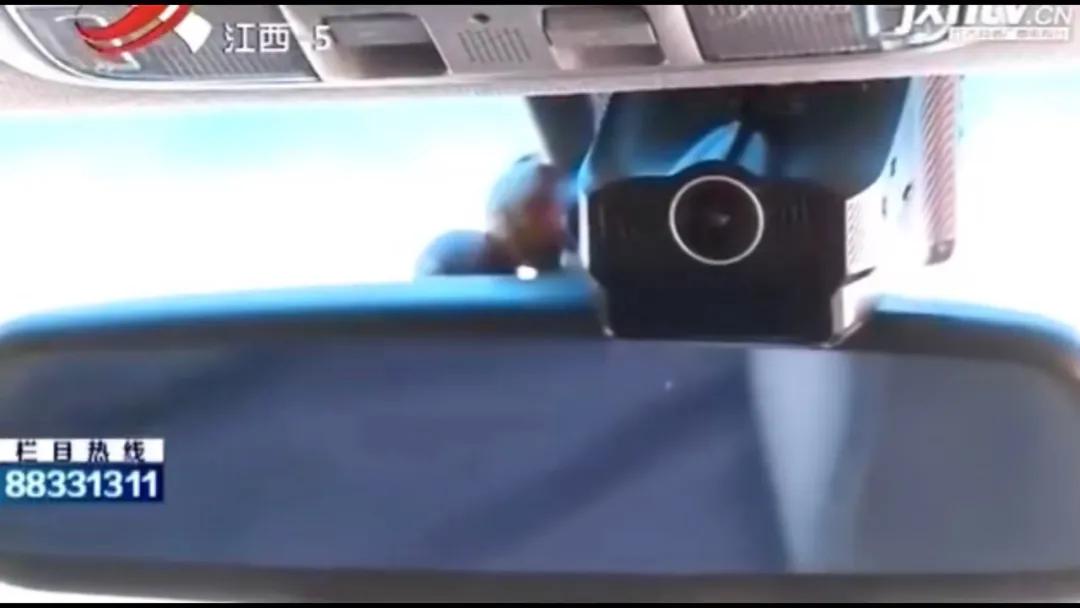 他用*情催**水迷奸400人，*拍偷**视频撑爆硬盘