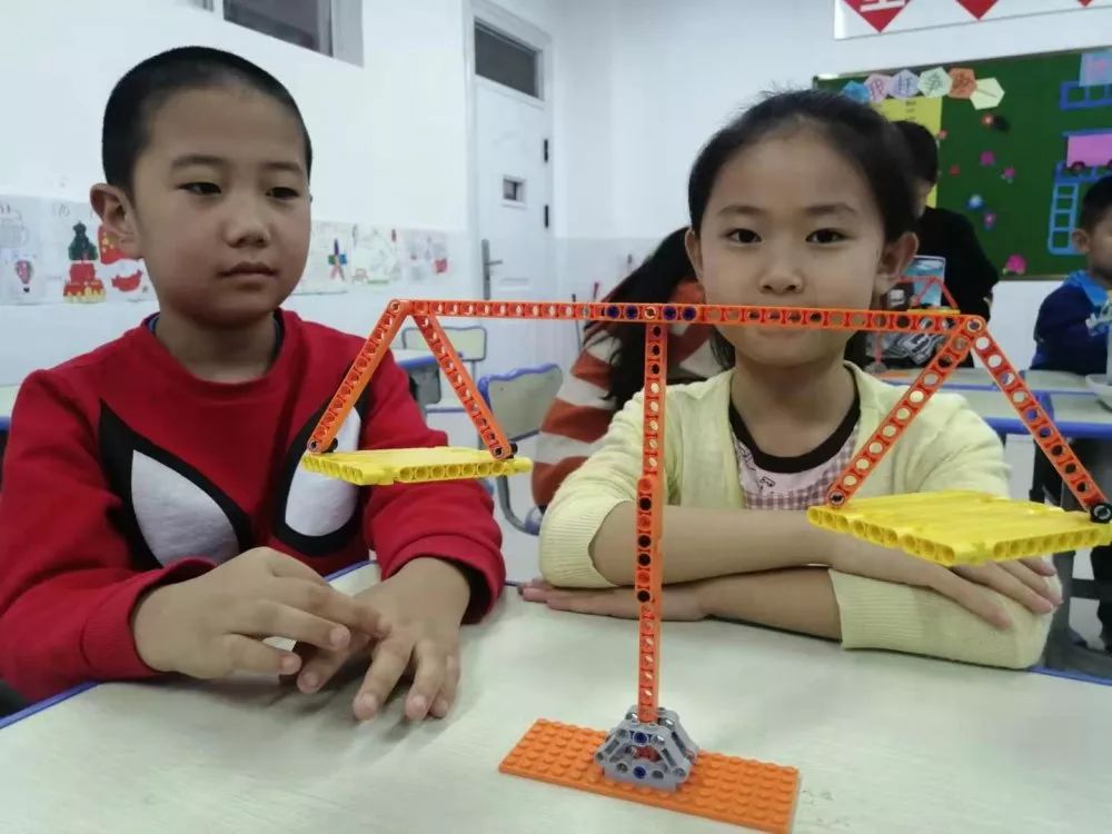 ai机器人课程小学,青少年ai机器人培训