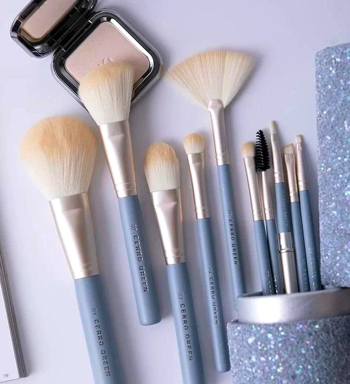 专业化妆师好用平价的化妆刷推荐,全套化妆刷coser推荐平价学生