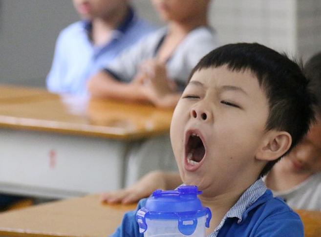 扎堆叫“zixuan”的时代已过去，新起名方式接踵而来，老师很无奈