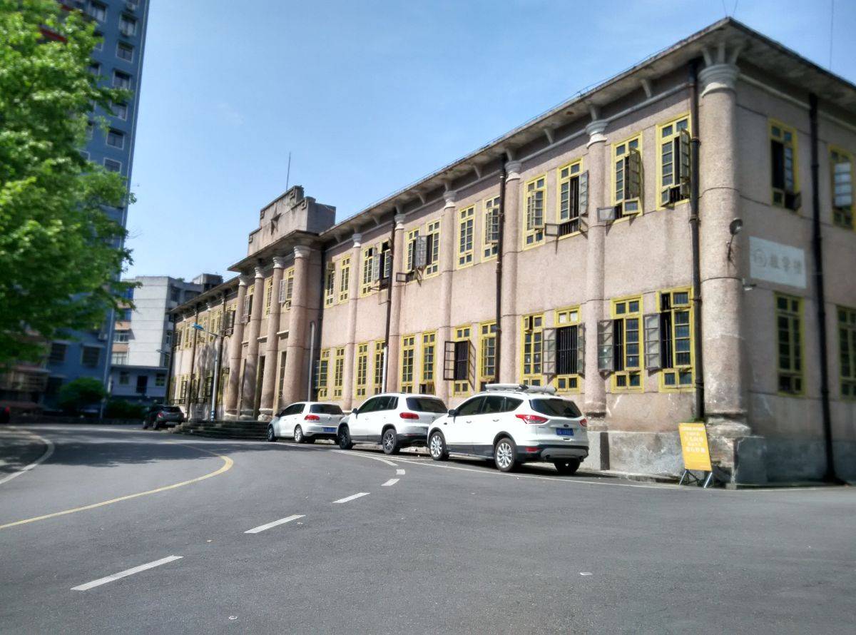 山似剑水如蓝，曾经年少在建南—建南纪事（上）