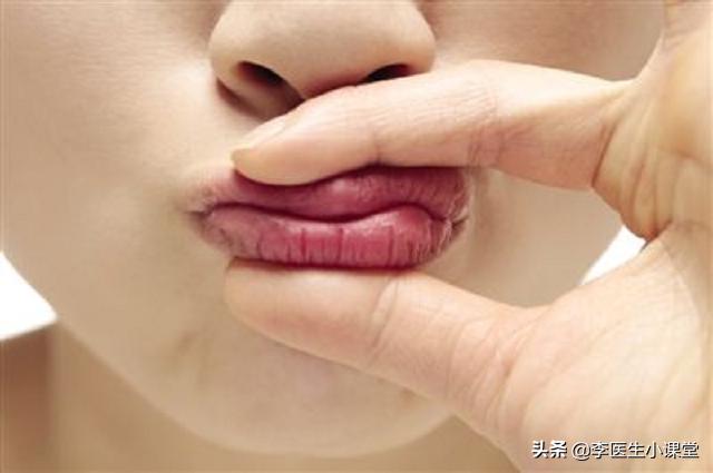 维生素b和叶酸饭前吃还是饭后,维生素c和叶酸选哪个