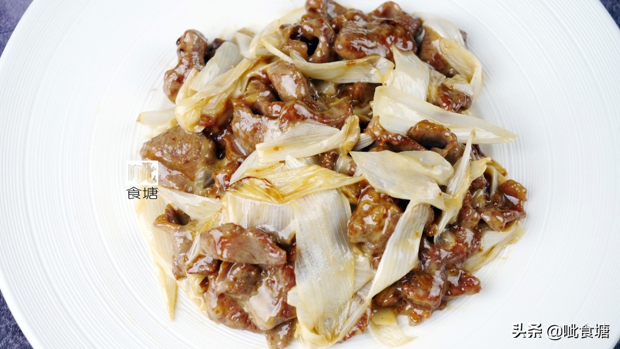 羊肉不腌烤几分钟,湘菜羊肉怎么炒才会更嫩爆炒羊肉