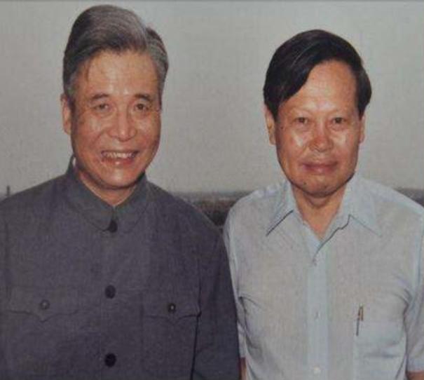 邓稼先两弹的奖金是多少,邓稼先两弹一星功勋奖章