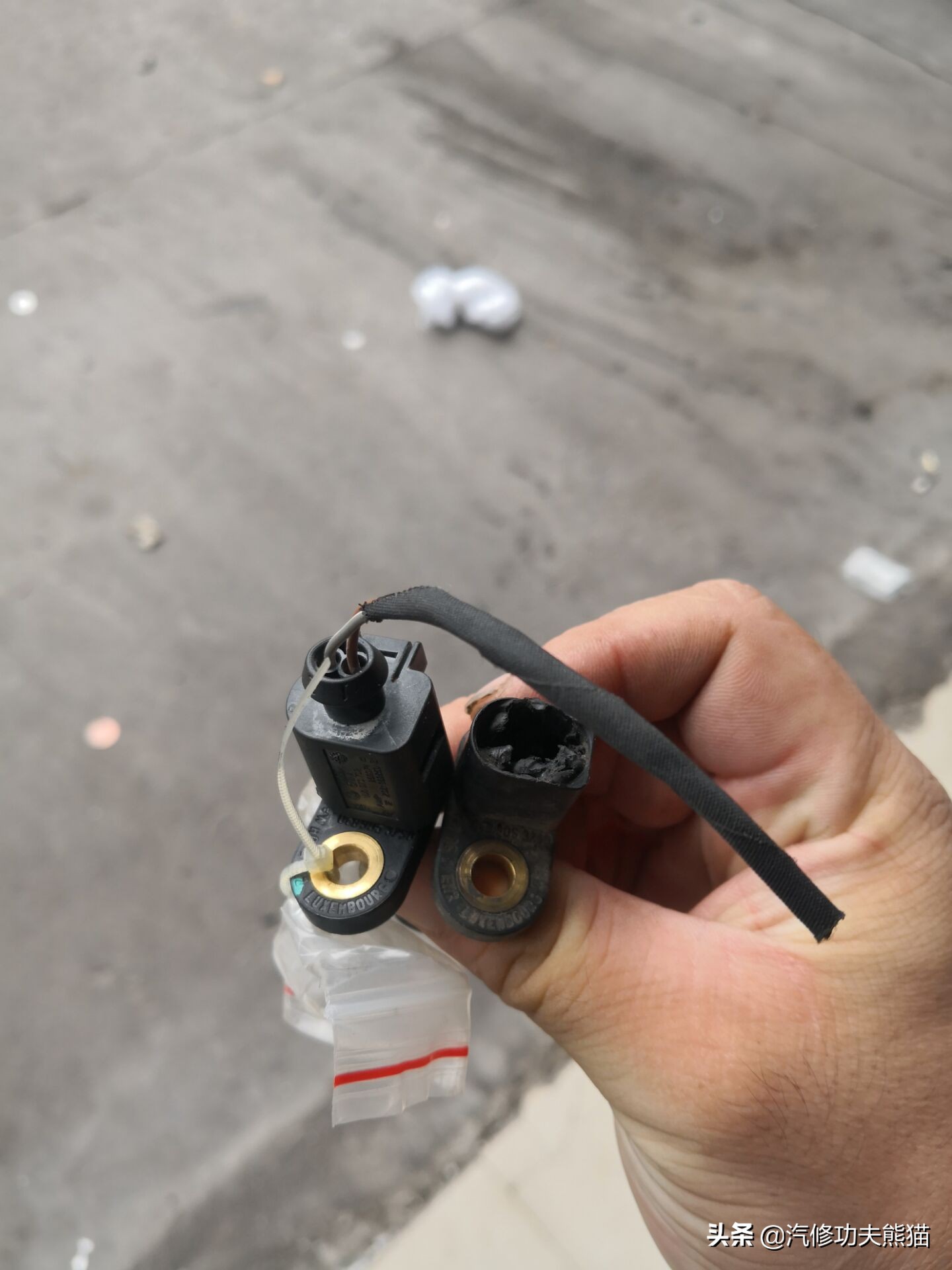 大众途观发动机烧机油维修多少钱,2010款大众途观严重烧机油