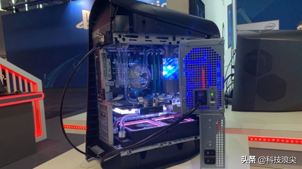 外星人AuroraR9搭载GTX2080双卡和9900K，你愿意为信仰充值吗？