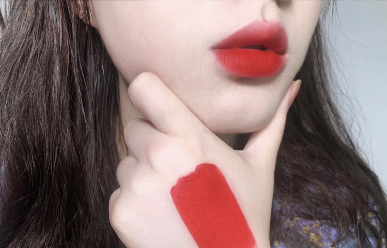 新晋十大神仙口红色号！别再抓着迪奥999不放啦，这里有更美的