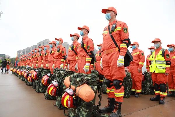 37小时,37小时长途火车