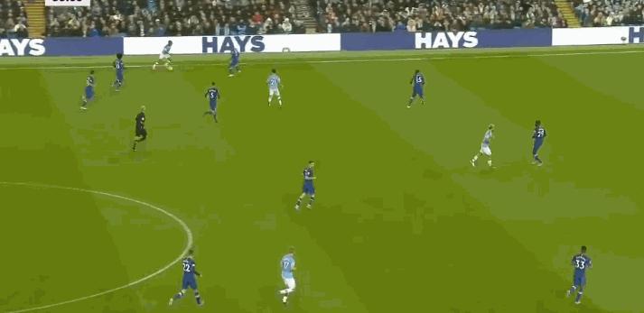 地表最强之人坎特：28岁还能继续进化，攻守兼备的蓝军铁闸