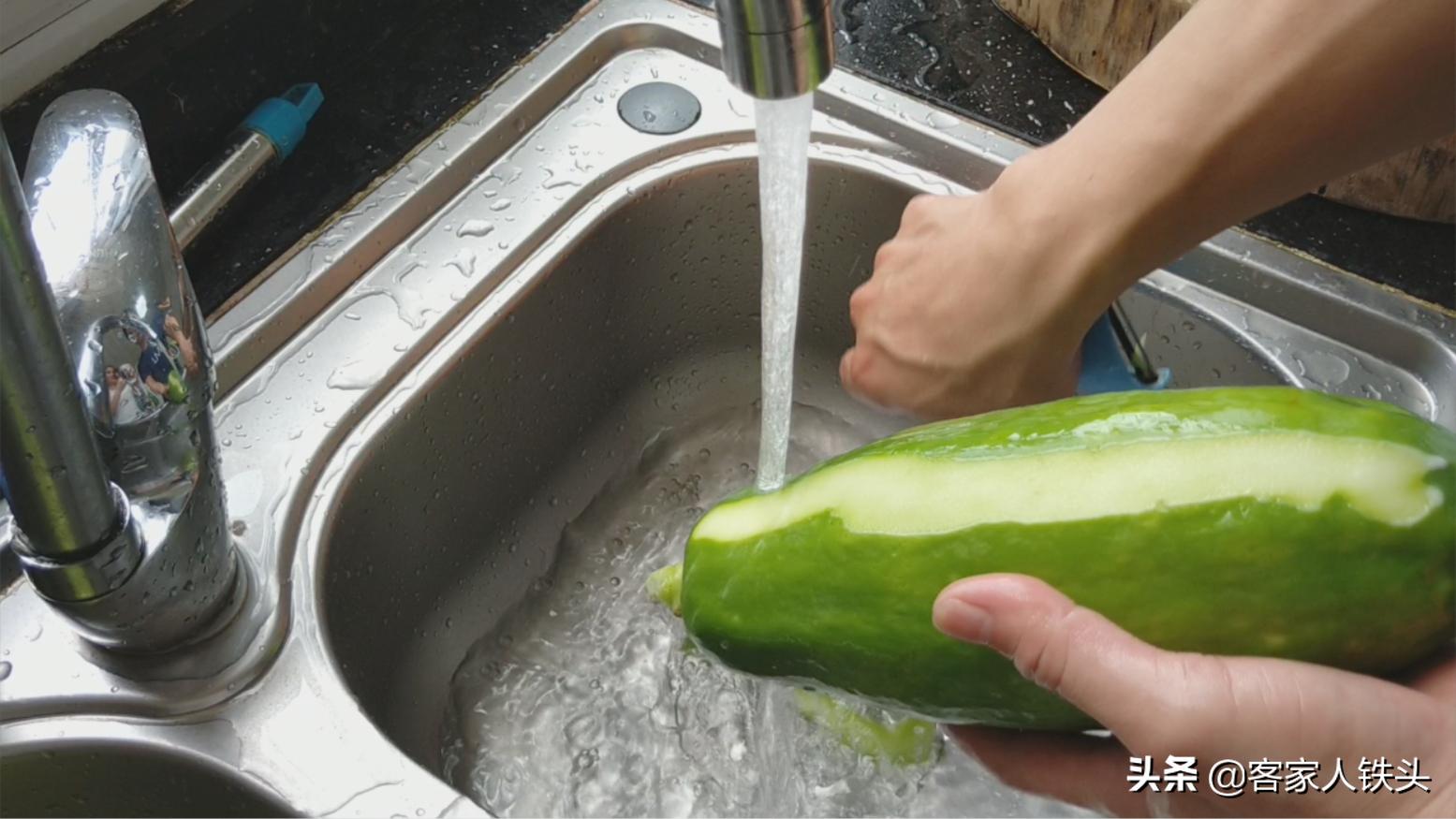 这个汤好喝不胖还养颜学会要常煲,经常熬夜的可以尝试一下美味汤