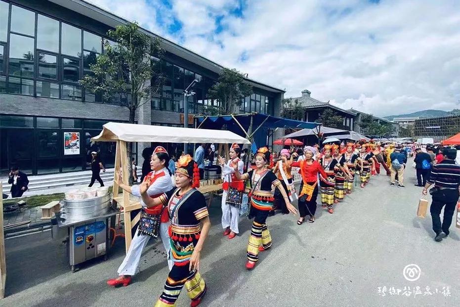 鑵惧啿鏄ヨ妭閫佷粈涔堢ぜ鐗╁ソ,鑵惧啿鍝簺鐗逛骇閫傚悎杩囧勾閫佺ぜ