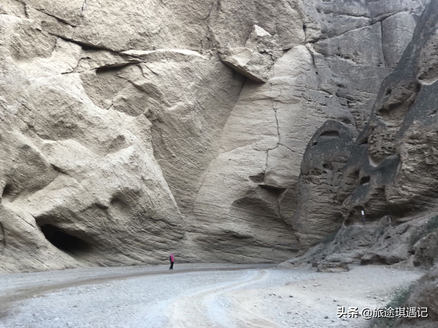 景泰黄河石林22道弯全景,景泰黄河石林全景图