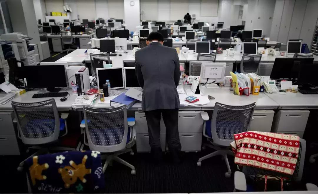 穷人的穷字能组什么词,穷人的穷字怎么组词二年级