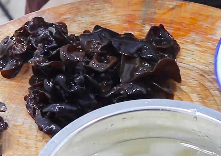 山药简单不用淀粉做法,一般的山药怎样做才酥脆又好吃