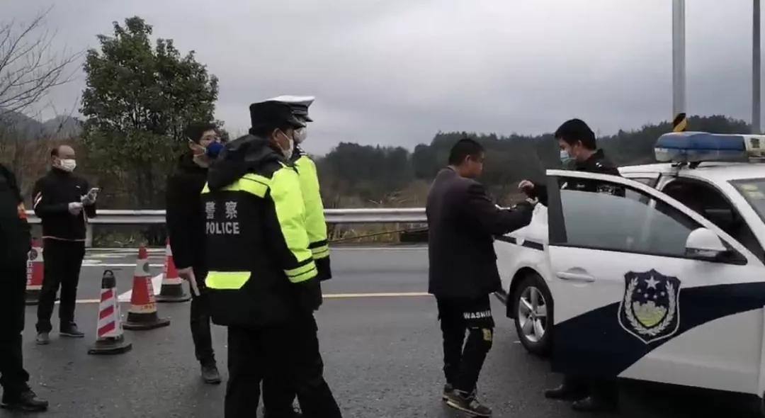 鍏泭瀵讳汉涔濇睙鎬婚槦,姘戣濂旀尝鍔╁姏澶辨暎浜蹭汉