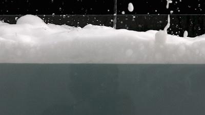 便便时被溅到水怎么办,碰到屎了用水可以洗干净吗