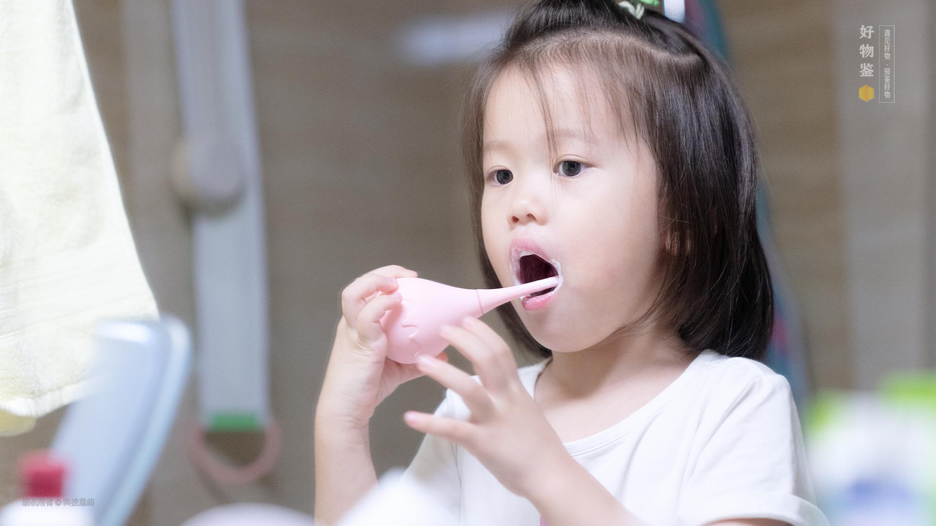 电动牙刷怎么给宝宝正确刷牙,孩子养成正确刷牙习惯的电动牙刷