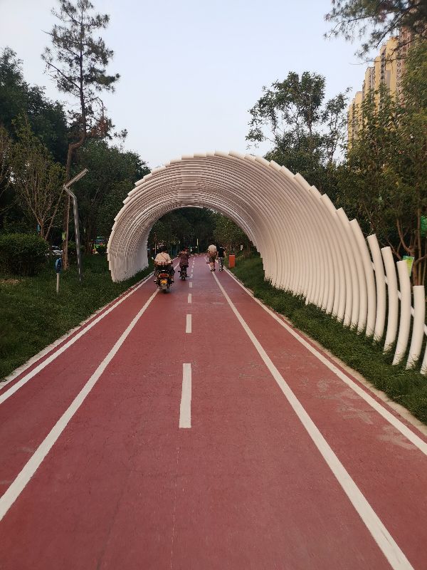 西安自行车专用道起点和终点,西安市首条自行车专用通勤道建设