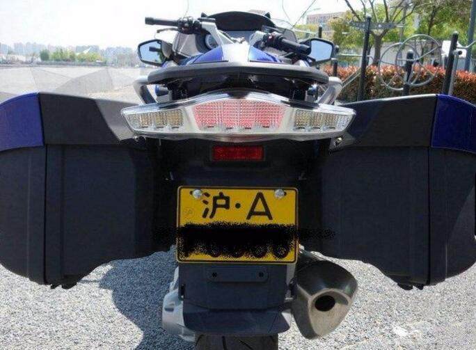 宝马蓝精灵,蓝精灵宝马